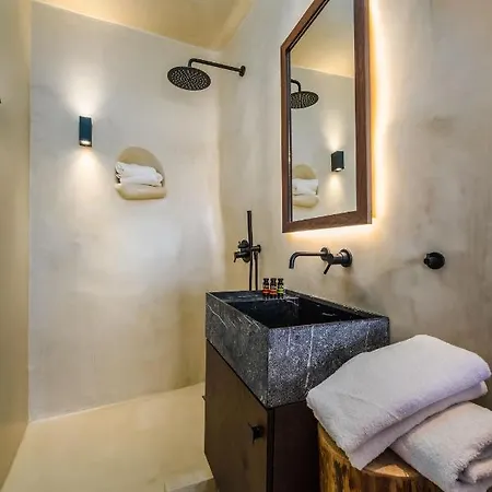 Phaos 1870, A Restored Winery Hotel 3*