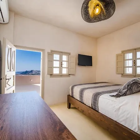 Phaos 1870, A Restored Winery Hotel 3*