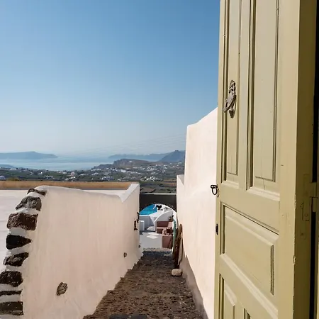 Hotel Phaos 1870, A Restored Winery 3*