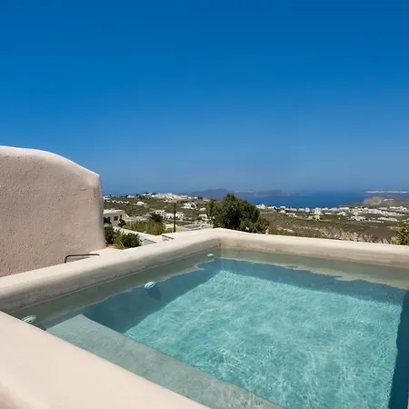 Hotel Phaos 1870, A Restored Winery Pýrgos