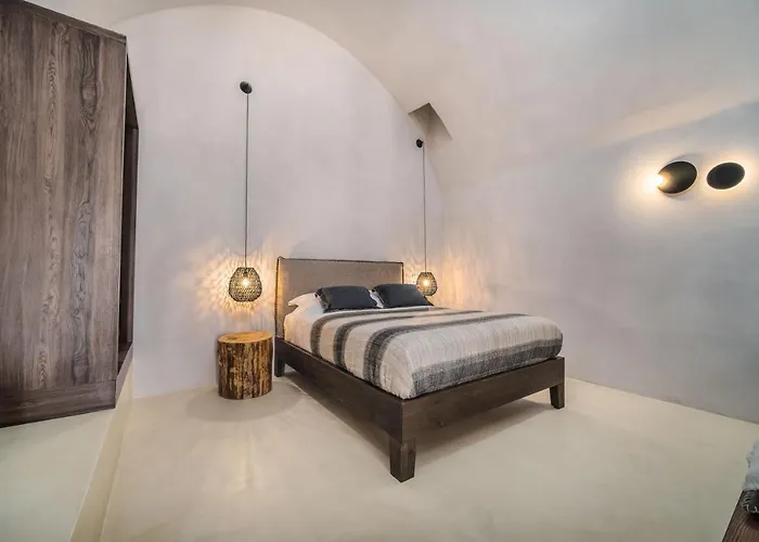 Отель Phaos 1870, A Restored Winery Пиргос