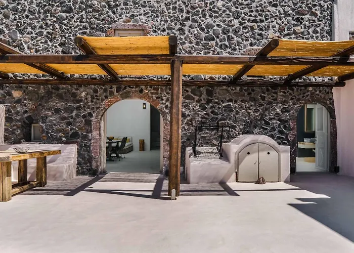 Phaos 1870, A Restored Winery 3* Пиргос