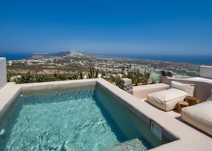 Hotel Phaos 1870, A Restored Winery Pýrgos