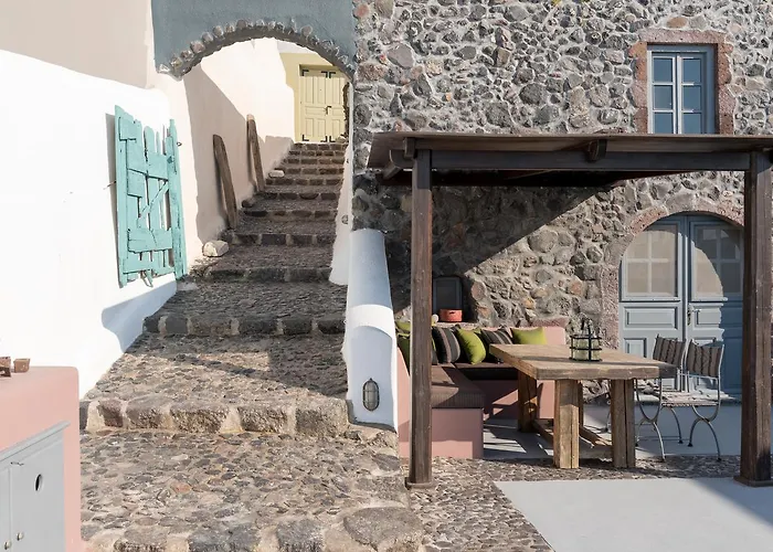 Phaos 1870, A Restored Winery Hotel Pýrgos