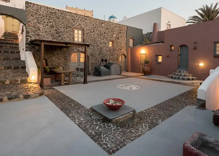 Phaos 1870, A Restored Winery Hotel