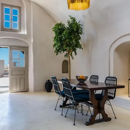 Phaos 1870, A Restored Winery