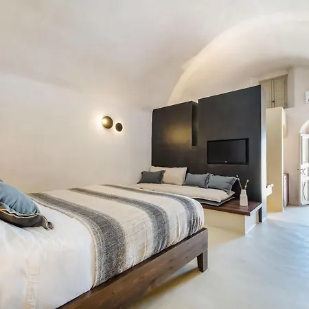 Phaos 1870, A Restored Winery 3* Pyrgos Kallistis