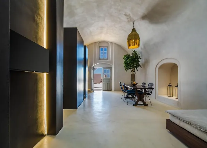 Phaos 1870, A Restored Winery 3* 피르고스