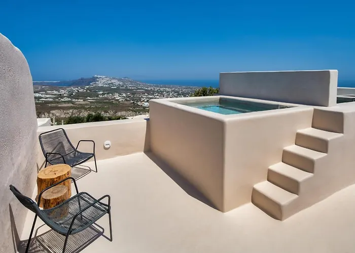 Phaos 1870, A Restored Winery 피르고스