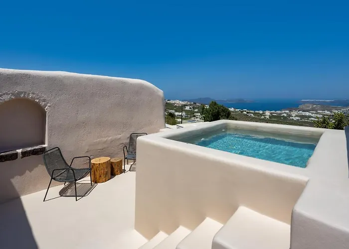 호텔 Phaos 1870, A Restored Winery