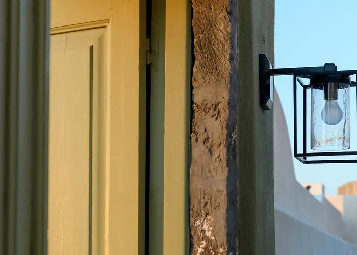 Phaos 1870, A Restored Winery 피르고스