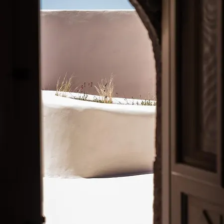 Phaos 1870, A Restored Winery Pýrgos